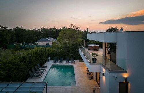 Villa Zorina heated pool 45 m2, Jacuzzi & sauna - Foto 37