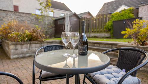 Bright House with Garden & Patio in Market Town - Foto 4