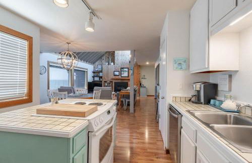 Idyllic Coastal Haven - Whale Watch in Depoe Bay! - Foto 14