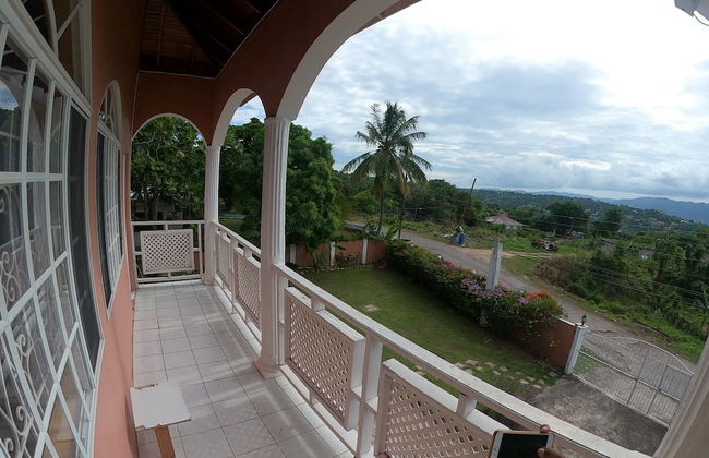 YanceyLargo-6BR Two-Story Estate w/Mountain Views by RedAwning - Foto 24