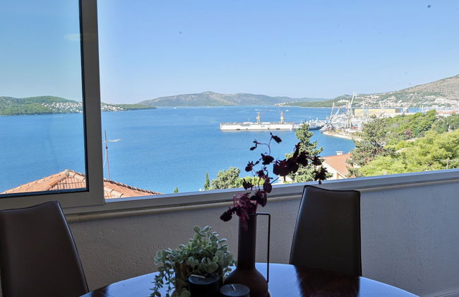 Apartment With Breathtaking sea View - Photo 53