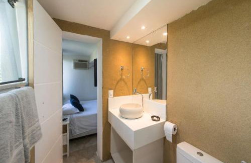 Buzios Geriba piscina e Hidro aquecida própria em condomínio - Foto 47