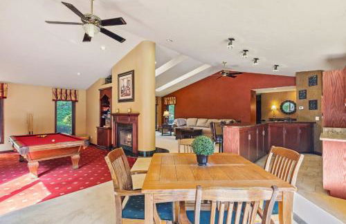 Great Group Getaway: Games Galore + Outdoor Oasis - Foto 2