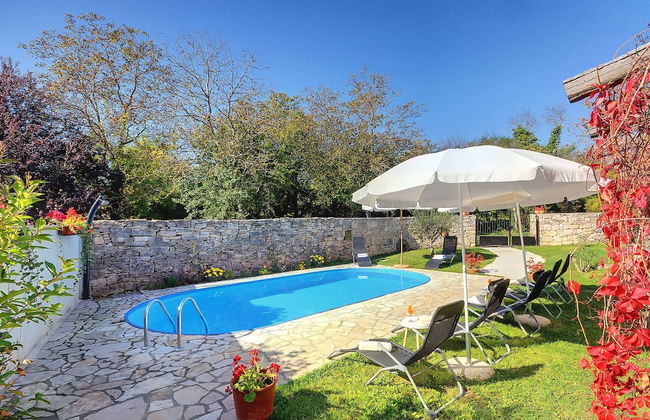 Villa in Batlug With Private Pool - Foto 37