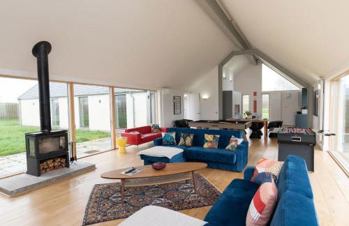 A Stunning State Of The Art Eco Home - Games Room - Foto 8