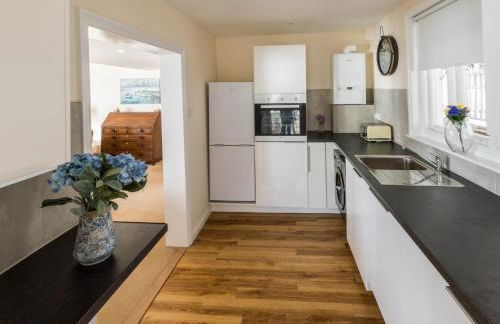 Beachside Apartment, 2 Pilots Point - Photo 18