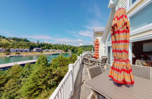 Family Lake Escape Sleeps 12 Shared Pool Dock - Foto 32