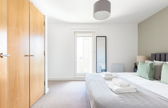 Deluxe 2 Bed Flat with Balcony in Hackney - Foto 5