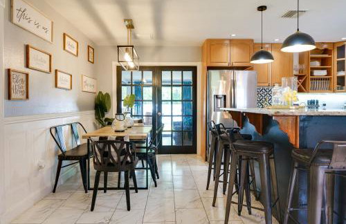 Lounge Area Office Fenced Yard Near It All - Photo 58