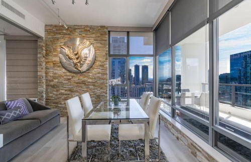 Cityscape Elegance with Water Views - Foto 18