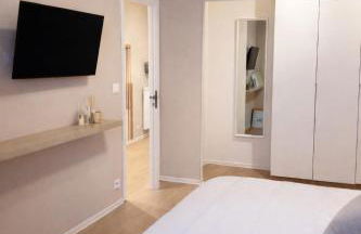 ELIOS LIVING - Parcheggio Privato, Vicino al centro, 200m dal Mare - Photo 20