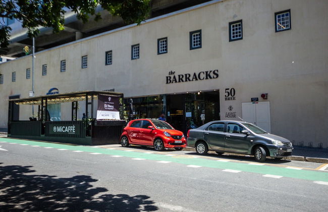 The Barracks - Foto 37