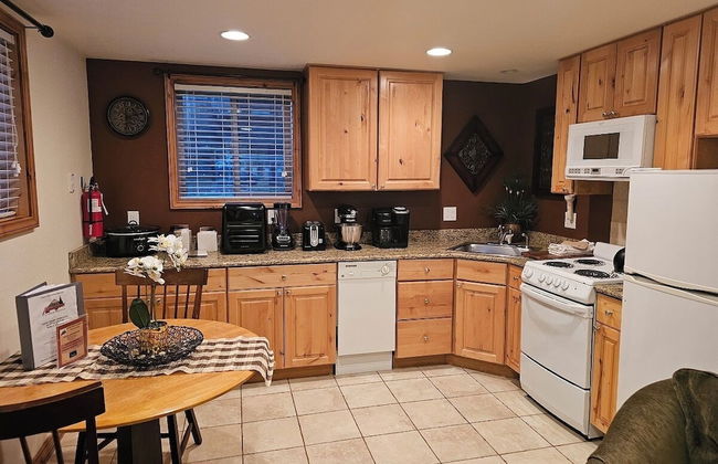 Alpenglow One Bedroom One Bath A09 - Photo 5