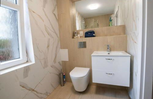 4B Neu renoviert 3 Zi Whg 5 Betten 50,27 qm - Foto 7