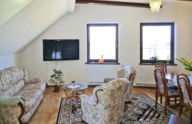 Beautiful Apartment in Prime Lakeside Spot - Photo 8