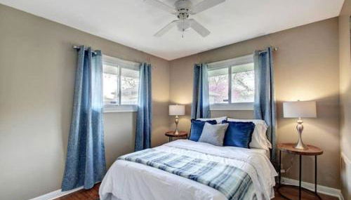 Spacious 4BR Near Convention Center-Family Friendly - Foto 4