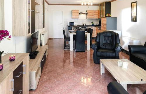 Schones Ferienhaus mit Terrasse - Foto 3