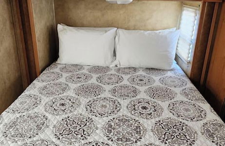 Ballard RV Park and cabin rentals - Foto 2