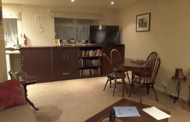 2 Bed Apartment 2 Mins Walk Away From the Beach! - Foto 18