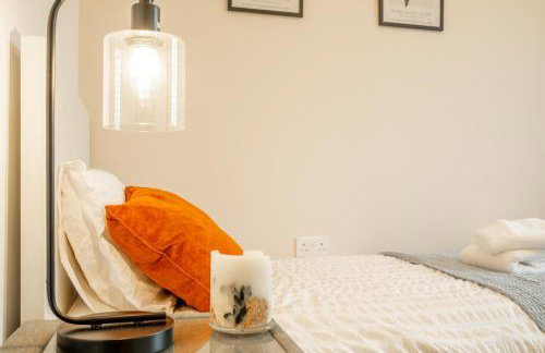 High-Spec Home, Office, SkyTV - for Families, Relocators & Contractors - Foto 17