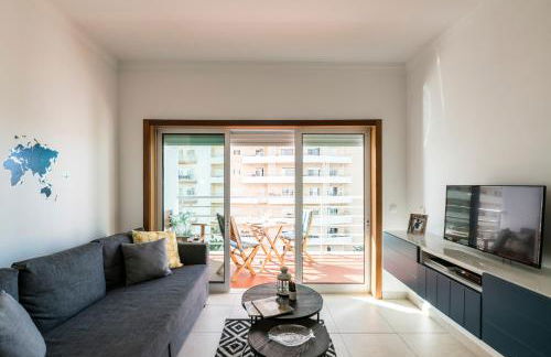 Algarve Beach Vibes Apartment, WiFi, Pool, AC, BBQ - Photo 17