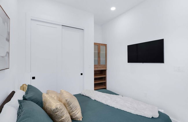 Luxury Resort-style Living Centrally Located - Foto 3