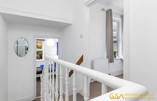 Stylist and Cosy 3 Bed House Leytonstone Sleeps 7 - Foto 36