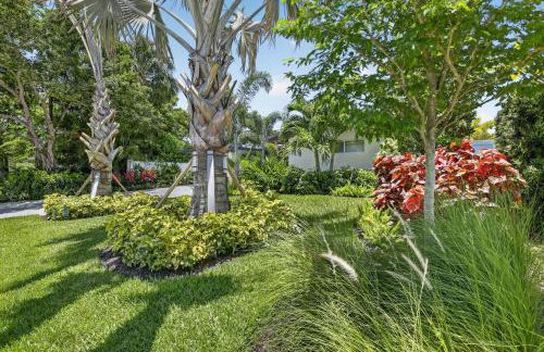 Waterfront Oasis with Private Pool - Foto 7