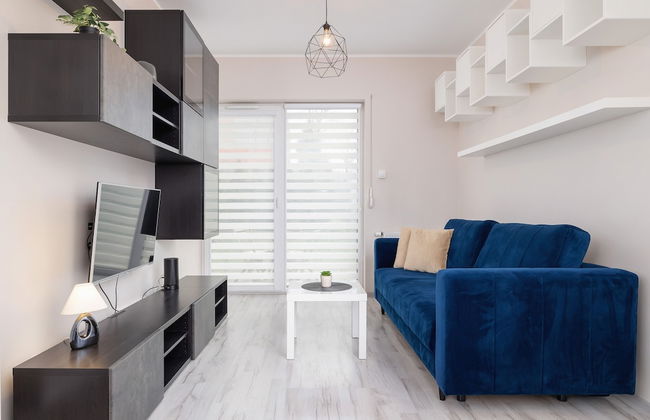 Apartment With Garden by Renters - Photo 29