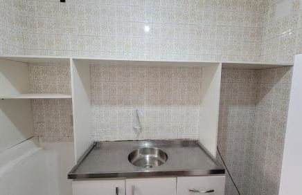 Quarto em apartamento com vida a pé no BOM FIM - Foto 9