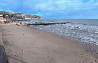 SWANAGE WELL PRESENTED 2 BEDROOM APARTMENT CLOSE to BEACH - Photo 24