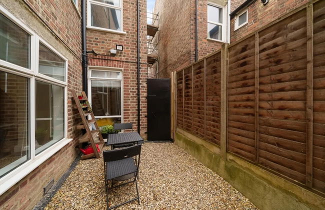 Charming Spacious 2-bed Apartment in London - Foto 15