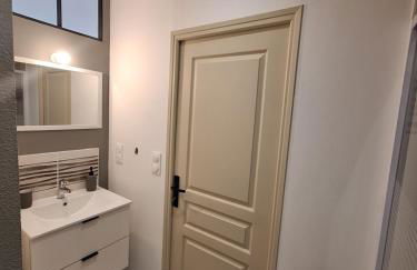 Joli T2 rénové bord plan d'eau - Foto 23