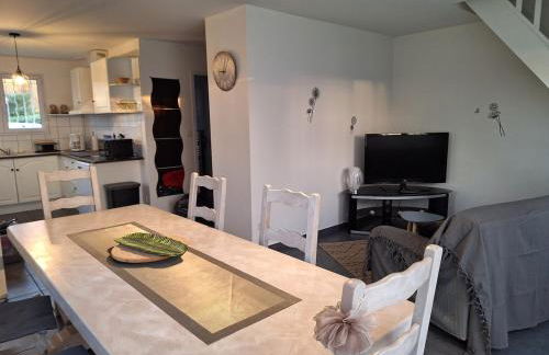 Loue charmante petite maison dans un écrin de verdure - Foto 7