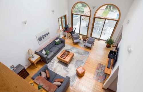 Meadowood Manor by Rove Travel - 6BR Outdoor Spaces - Foto 14