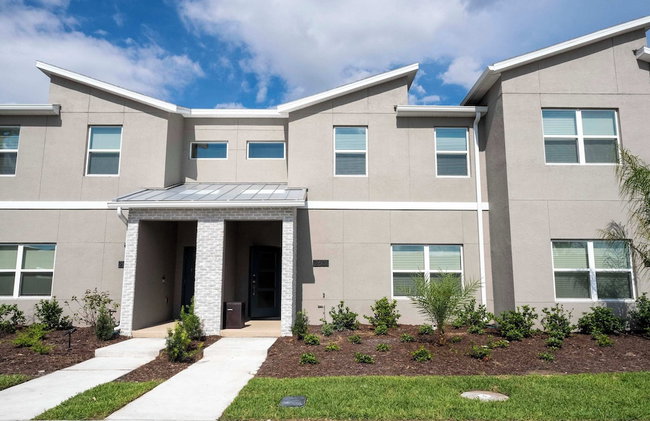 Marvelous 4Bd w Pool Close to Disney at Storey Lake 2629 - Foto 1