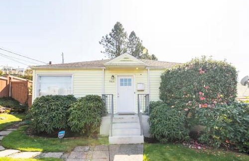 Garden Retreat • Deck Dining + Fire Pit - Foto 37