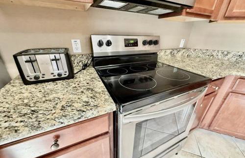 Entire Condo - 3Bed 2Bath- 5 mins to Disney Park - Foto 16