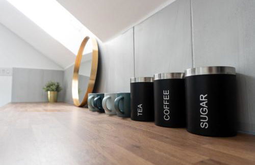 Heartland House, 7 Spacious Bedrooms Sleeps 4 plus, near NEC, JLR,BHX - Foto 22