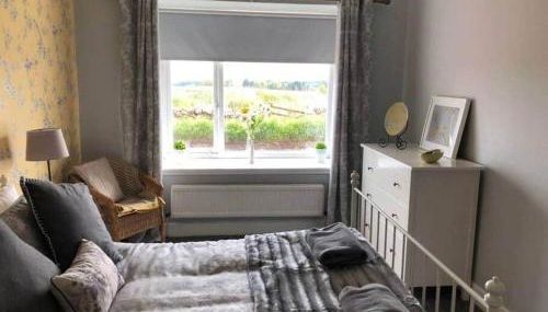 Meikle Farm Cottage - Photo 4