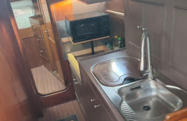 Romantic sailboat - Photo 13