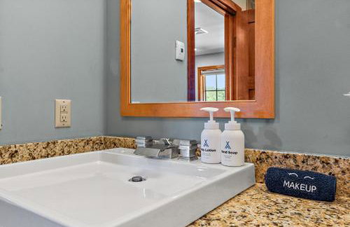 Pinnacle Pointe by Relaxtay 600 Acre Private Luxury Estate with Spa, Pool, Theater and Lake - Foto 11