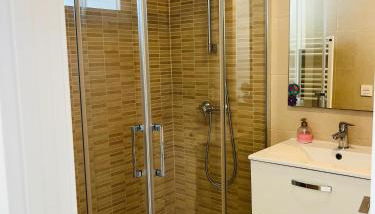 Apartamento acogedor en Valencia Centro perfecta ubicación - Photo 4