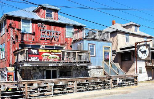 Newly Renovated Private Balcony Steps to Beach - Foto 34