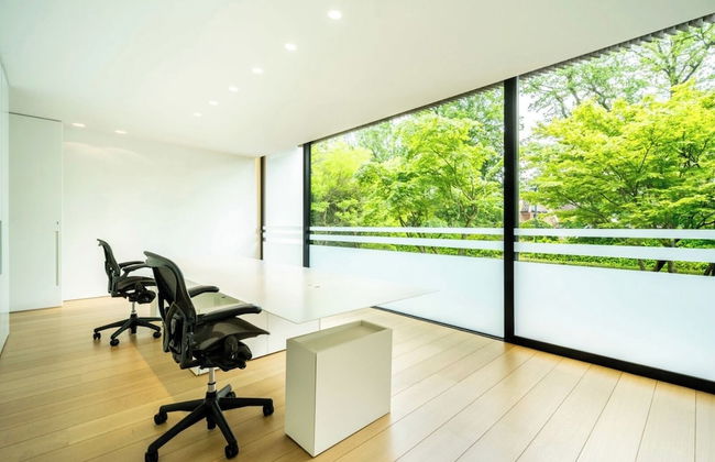 The Glass Manor - Photo 11