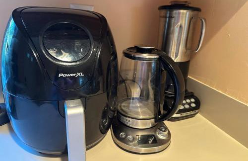 Historic Home near Stony Brook Village & Beach - Foto 31