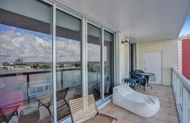 Le Petit Italie Water View 2 2 With Pool - Foto 47