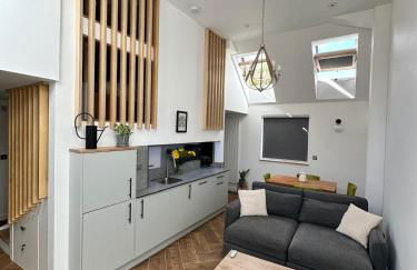 The garden house, separate entrance, free parking - Foto 6