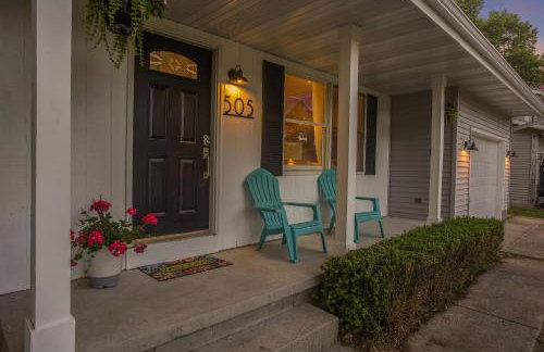 ATLAS - Whole House - 5BR 2BA - Hot Tub - Game Rooms - Theater - Fenced Backyard - Foto 1