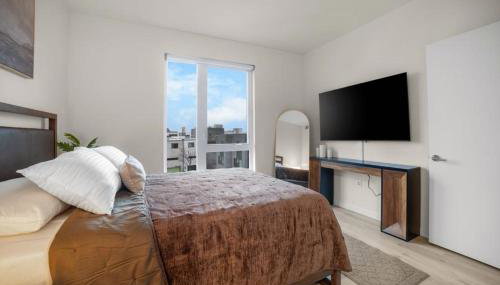 Modern Lux Midrise Stadium & Downtown Views - Foto 5